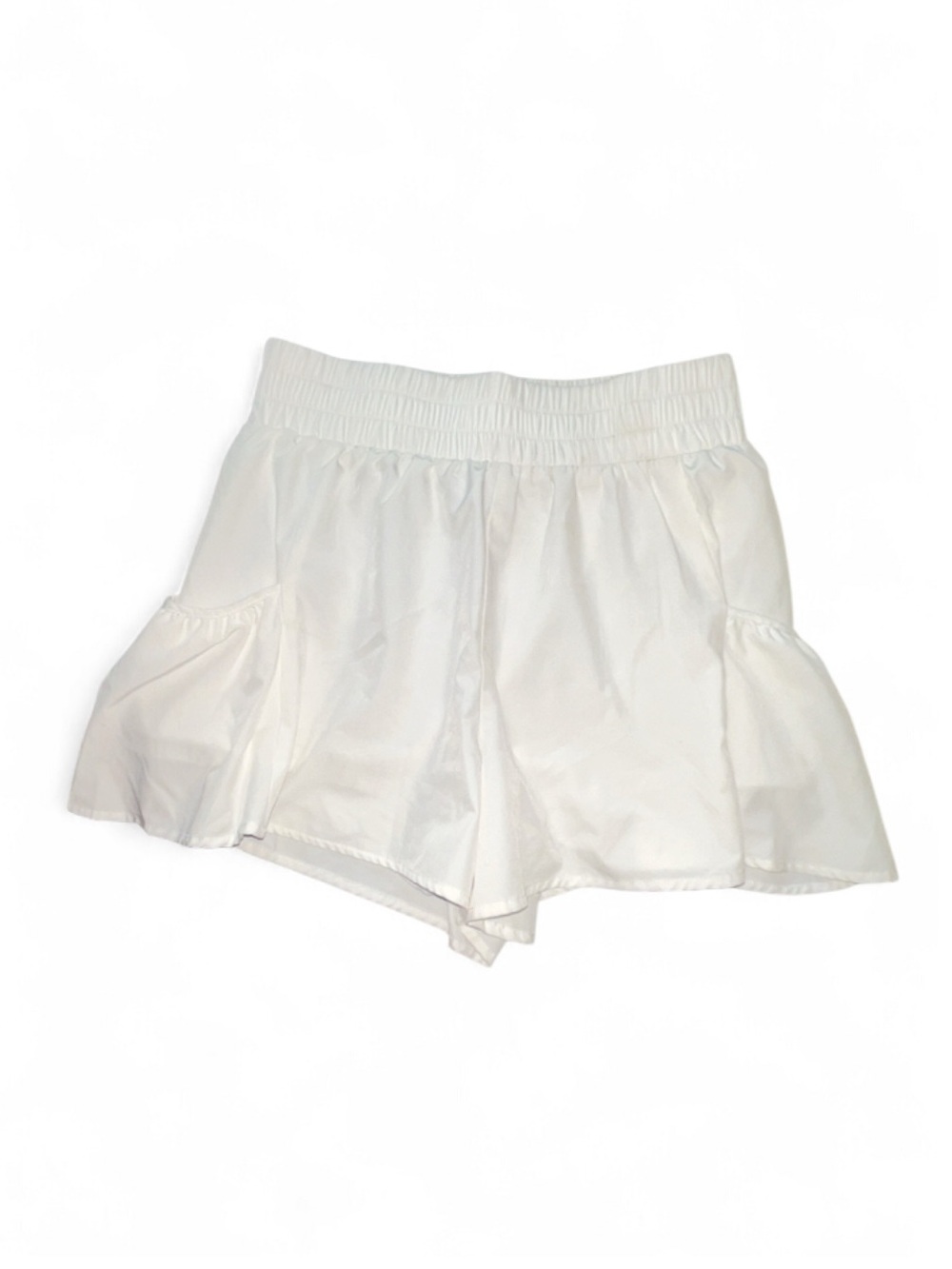 Women’s White Shorts With Pockets